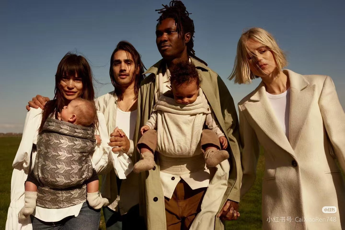 Ergonomic Children's Backpack Waist Seat - Dual-Shoulder Baby Carrier with Waist Support for Maximum Comfort