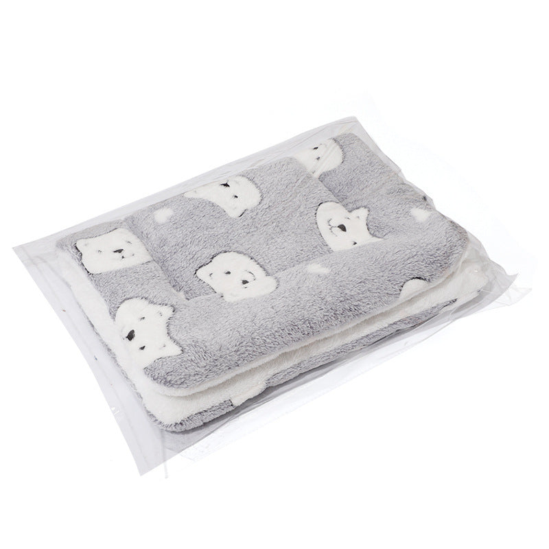 Thickened Pet Mats Non-Slip Cushions - Ultra Soft Warm Fleece Bedding for Dogs & Cats for Autumn & Winter
