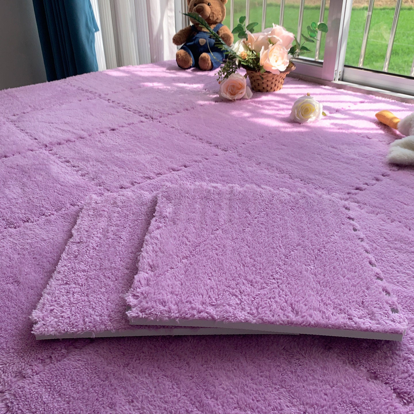 Ultra Soft Plush Bedside Rug - Anti-Slip Decorative Floor Mat with Interlocking Design for Bedroom & Living Room