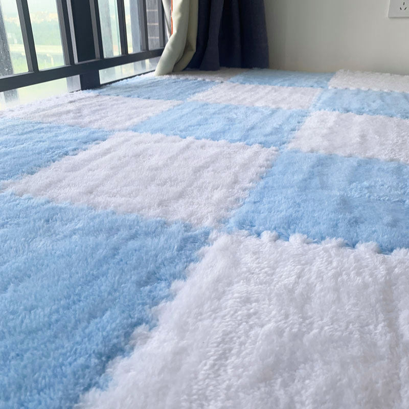 Ultra Soft Plush Bedside Rug - Anti-Slip Decorative Floor Mat with Interlocking Design for Bedroom & Living Room